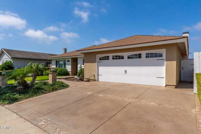 photo 2: 4741 Syracuse Drive, Oxnard CA 93033