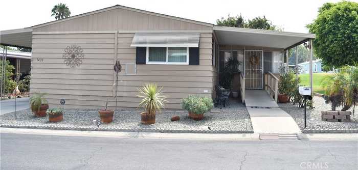 photo 1: 1433 Glengrove Square, Corona CA 92882