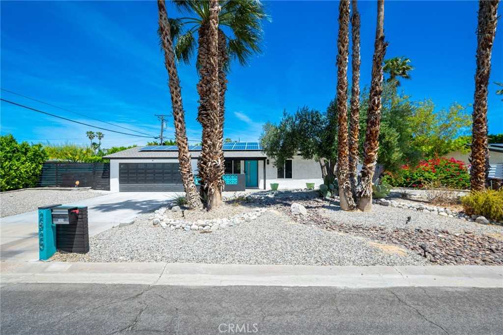 photo 1: 2820 EAST VENTURA ROAD, Palm Springs CA 92262