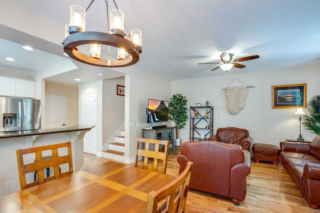 photo 2: 1511 Circle Ranch Way Unit 58, Oceanside CA 92057