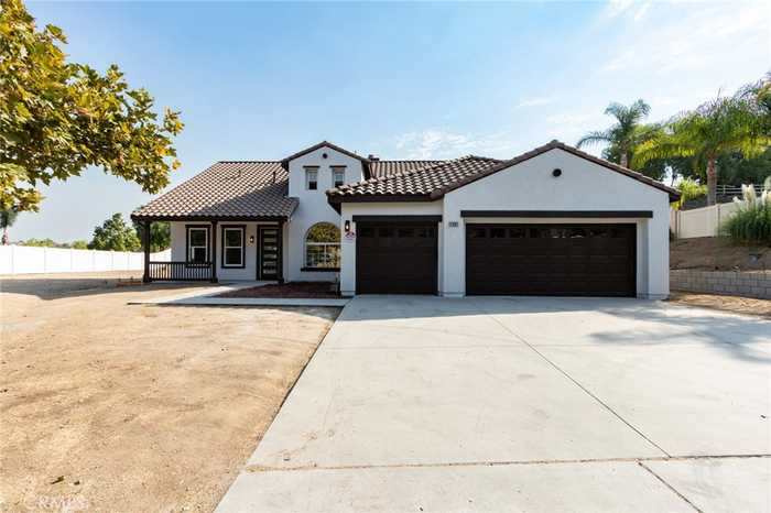 photo 1: 1561 El Paso Drive, Norco CA 92860