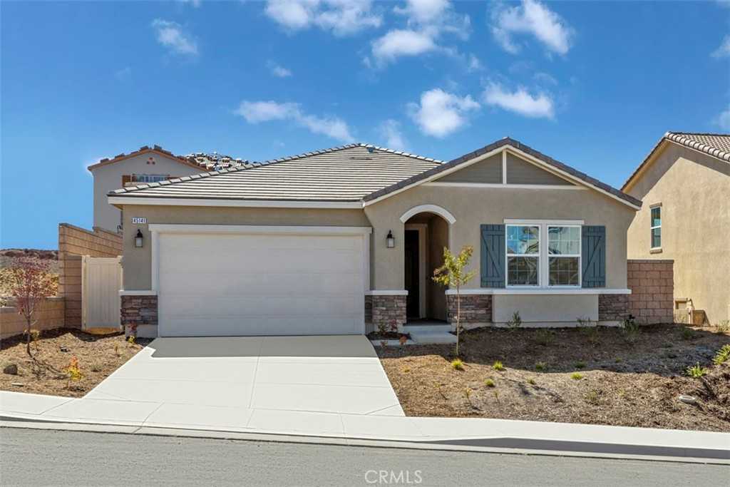 photo 1: 45141 Kingbird Lane, Lake Elsinore CA 92532