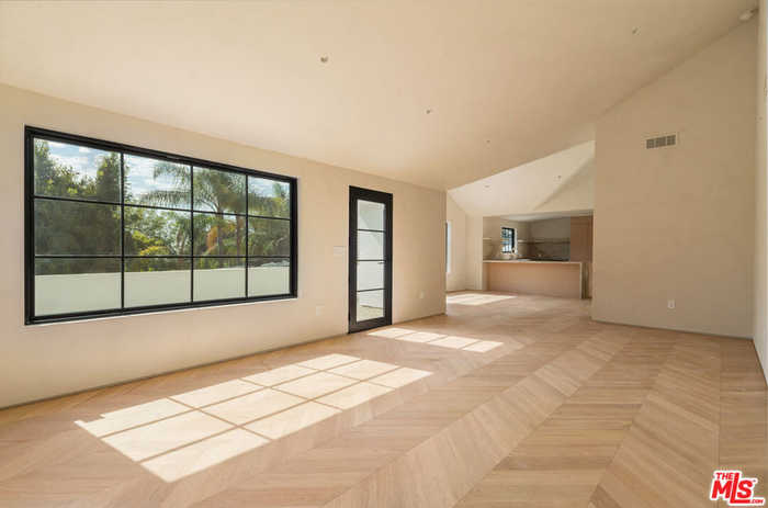 photo 2: 8353 Sunset View Drive, Los Angeles CA 90069