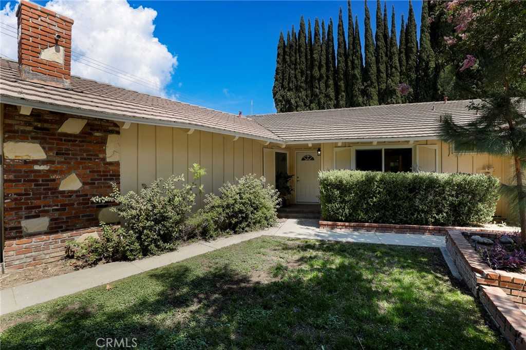 photo 3: 16225 Santa Bianca Drive, Hacienda Heights CA 91745