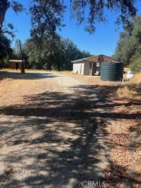 photo 3: 4050 Indian Peak Road, Mariposa CA 95338