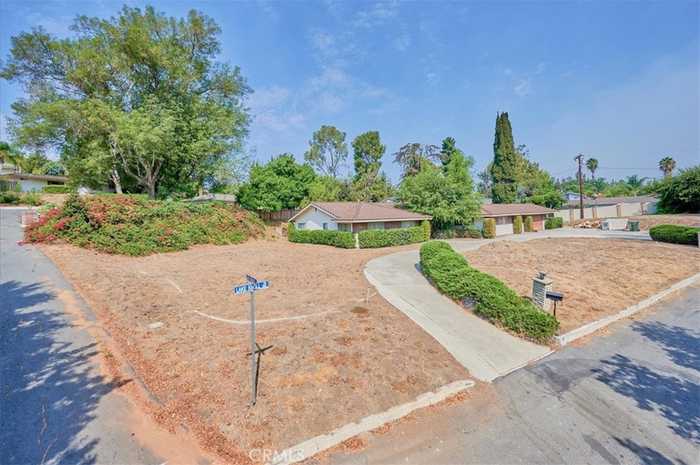 photo 1: 3209 Lakeknoll Drive, Fullerton CA 92835