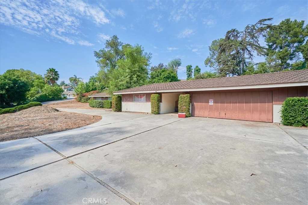 photo 3: 3209 Lakeknoll Drive, Fullerton CA 92835