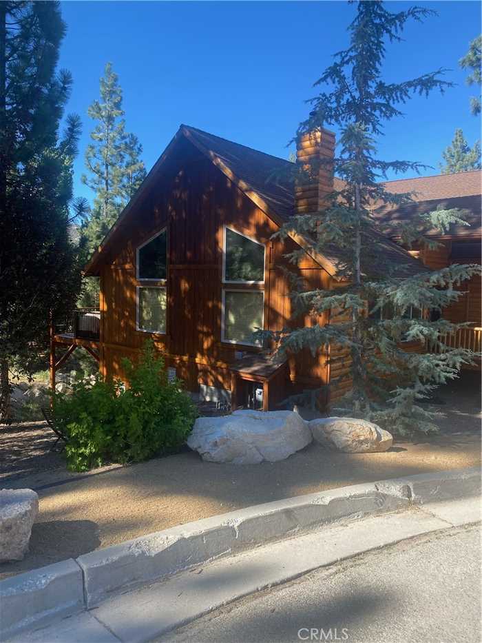 photo 1: 376 Fawntrail Place, Big Bear Lake CA 92315