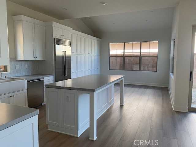 photo 3: 109 Fairgreen, Irvine CA 92618