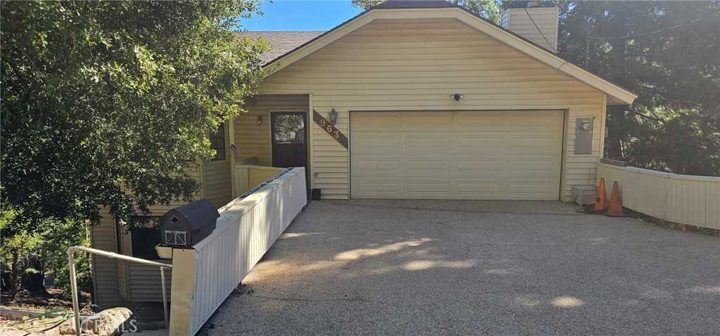 photo 1: 963 Jungfrau Drive, Crestline CA 92325