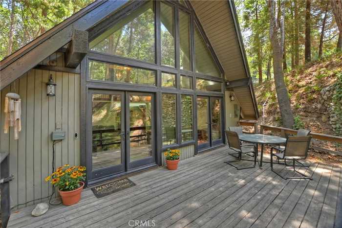 photo 2: 369 Emerald Way, Lake Arrowhead CA 92352