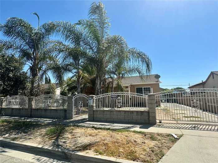 photo 2: 14354 Nubia Street, Baldwin Park CA 91706