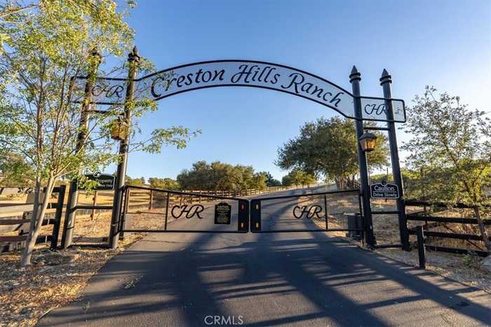 photo 2: 5745 Iron Gate Road, Paso Robles CA 93446