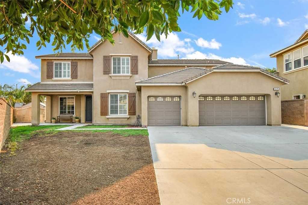 photo 1: 6629 Kenia Court, Corona CA 92880