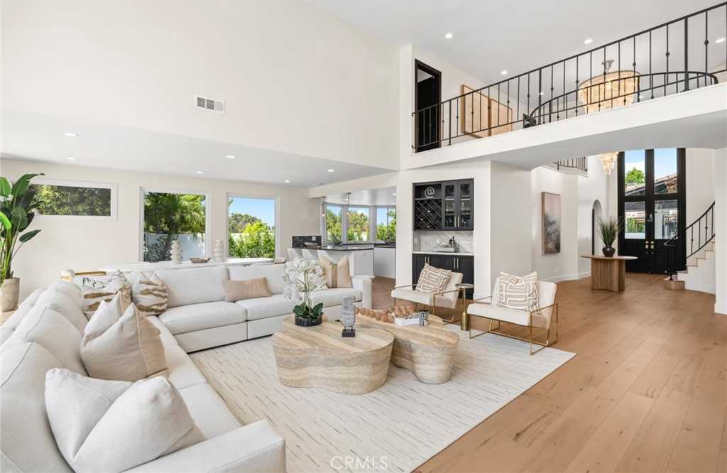 photo 3: 1 Rue Du Parc, Newport Beach CA 92660