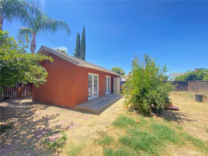 photo 12: 7223 Zelzah Avenue, Reseda CA 91335