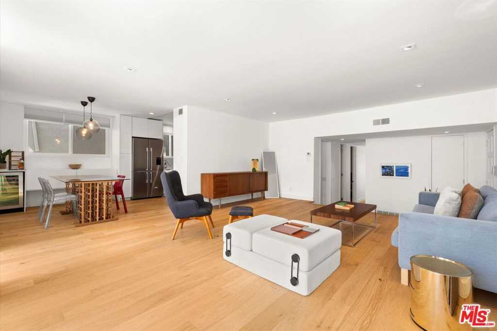 photo 2: 854 18th Street Unit 6, Santa Monica CA 90403