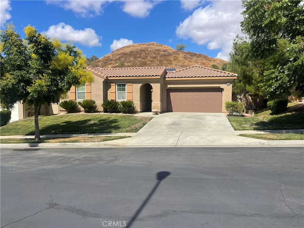 photo 1: 35566 Desert Rose Way, Lake Elsinore CA 92532