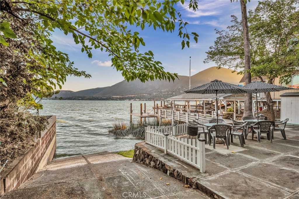 photo 2: 9859 Crestview Drive, Clearlake CA 95422