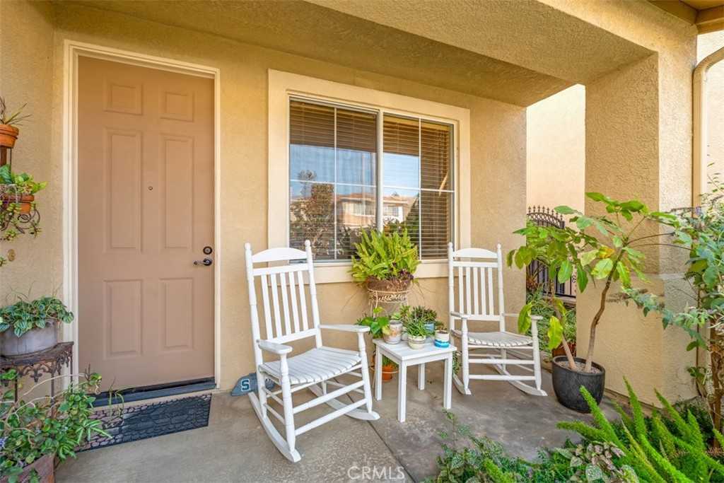 photo 2: 12 Red Coat Place, Irvine CA 92602