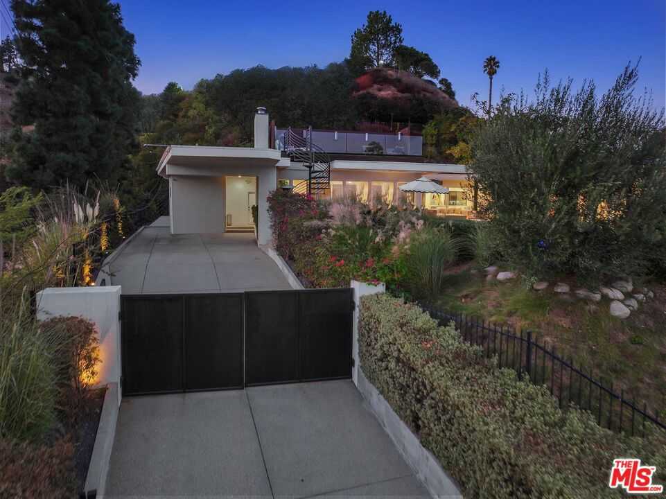 photo 3: 2644 Greenvalley Road, Los Angeles CA 90046