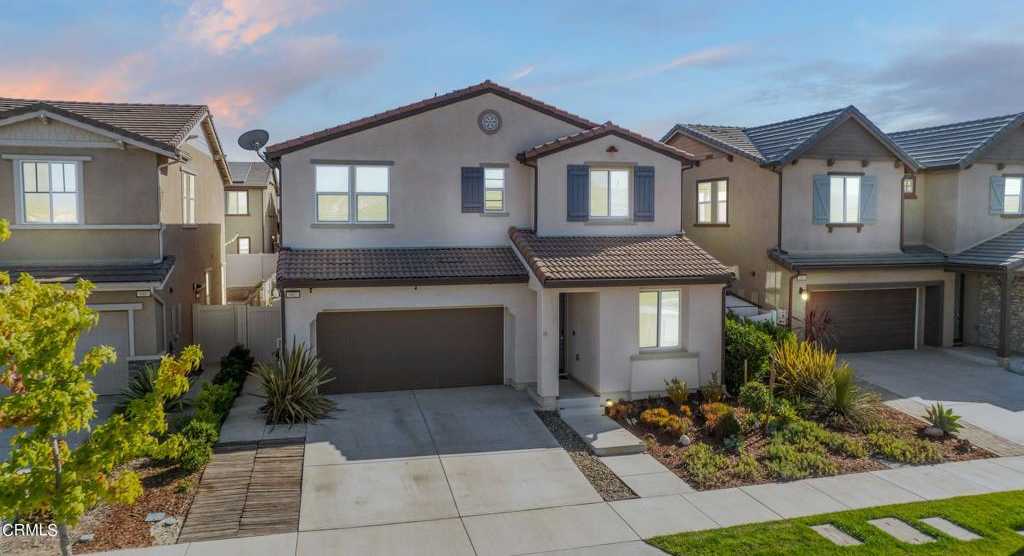 photo 1: 682 Platte Way, Oxnard CA 93036