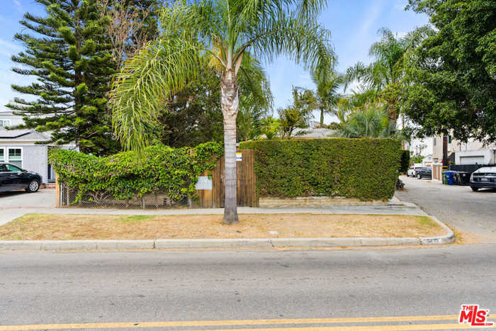 photo 2: 2536 Military Avenue, Los Angeles CA 90064