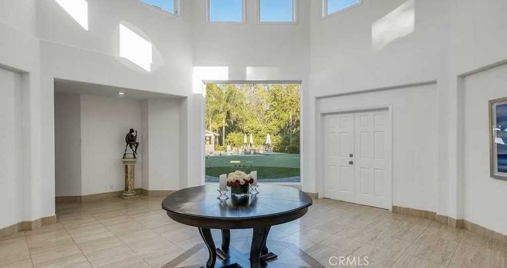 photo 3: 3040 Roscomare Road, Bel Air CA 90077