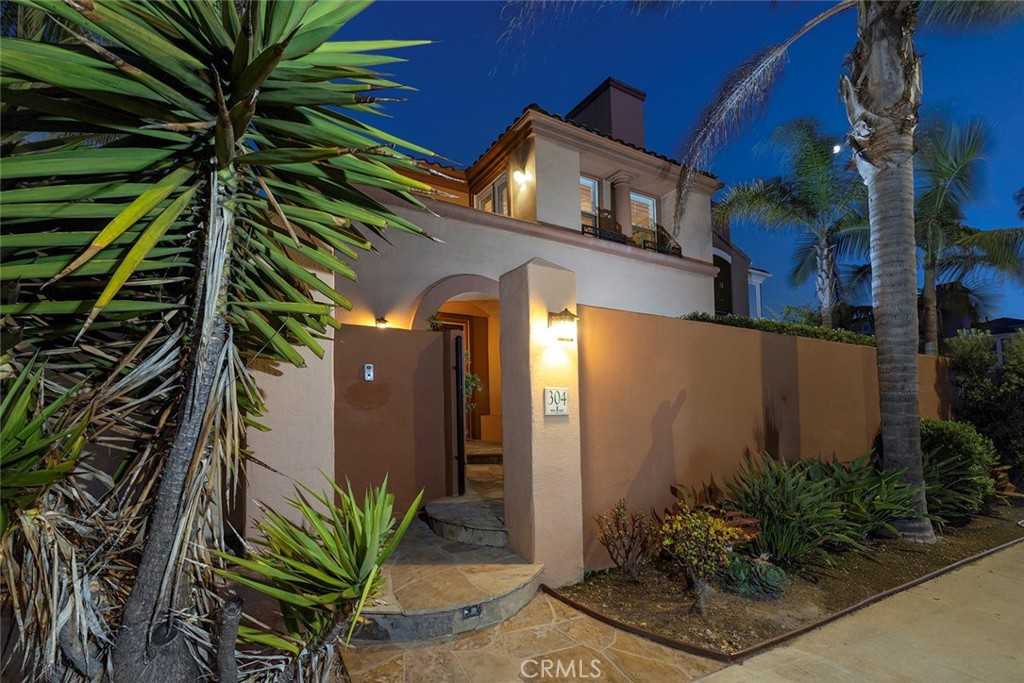 photo 1: 304 Goldenwest Street, Huntington Beach CA 92648