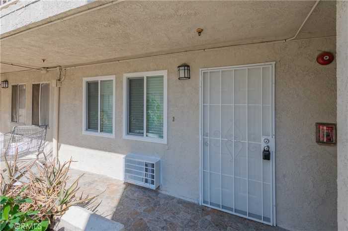 photo 2: 6140 Rugby Avenue Unit 124, Huntington Park CA 90255