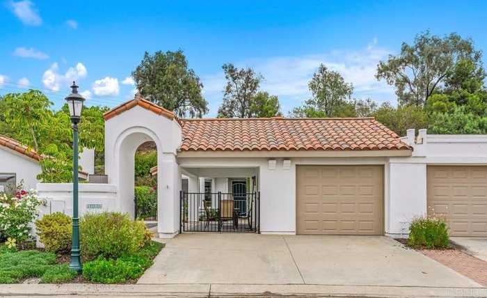 photo 1: 4545 Cordoba Way, Oceanside CA 92056