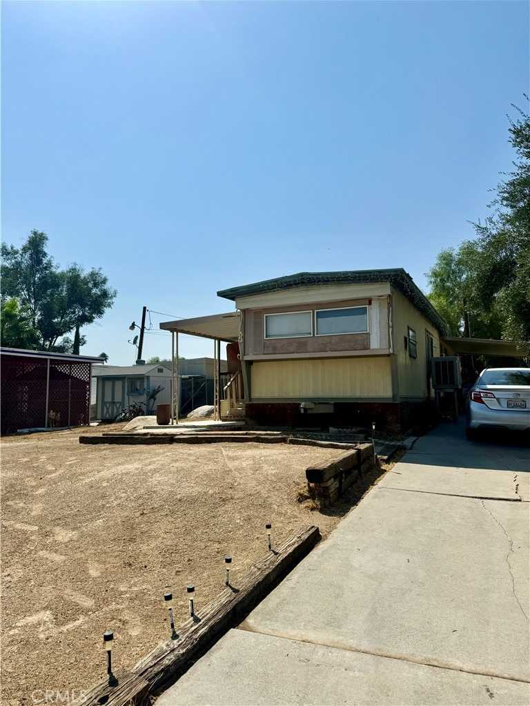 photo 1: 640 Apache Road, Perris CA 92570