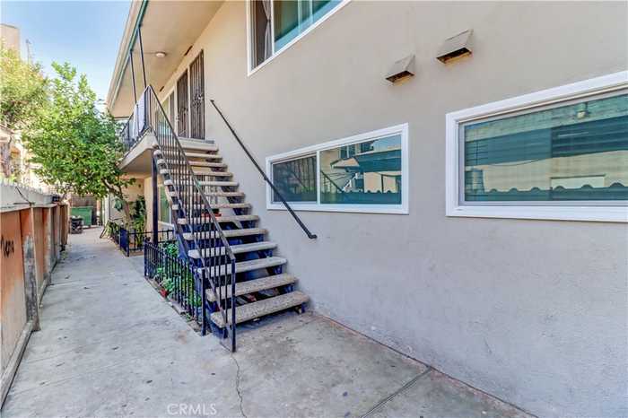 photo 2: 1700 Pacific Avenue, Long Beach CA 90813