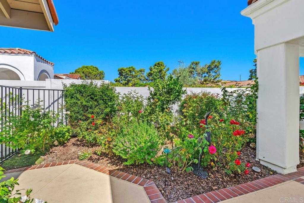 photo 3: 4691 Adra Way, Oceanside CA 92056