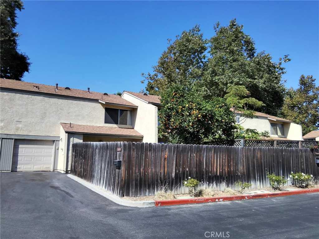 photo 2: 7327 Unicorn Circle, Ventura CA 93003