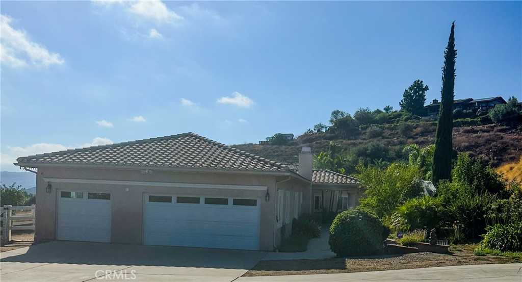 photo 2: 20759 Gabriella Lane, Murrieta CA 92562