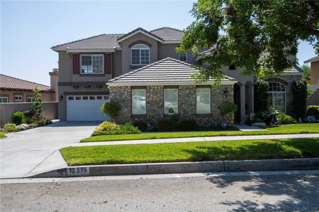 photo 2: 12575 Carmel Knolls Drive, Rancho Cucamonga CA 91739