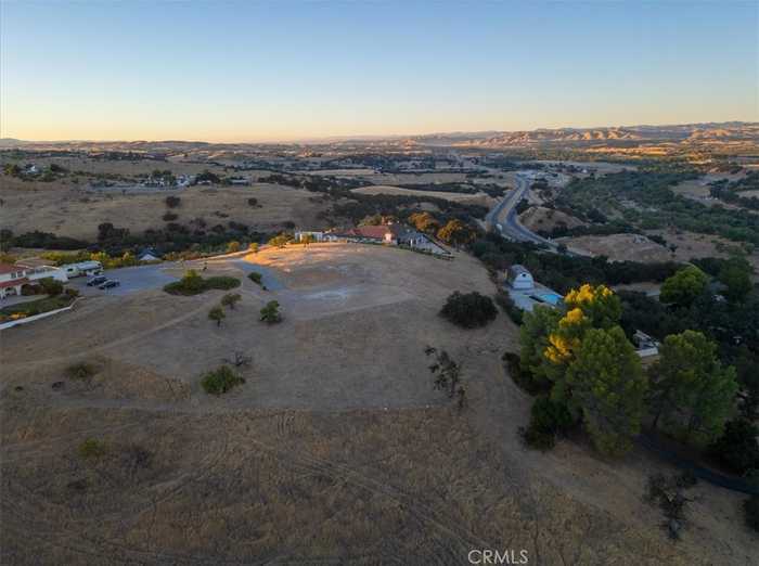 photo 2: 3630 Lorraine Way, Paso Robles CA 93446