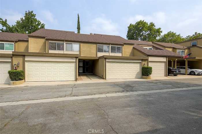 photo 1: 627 Greendale Lane, Pomona CA 91767