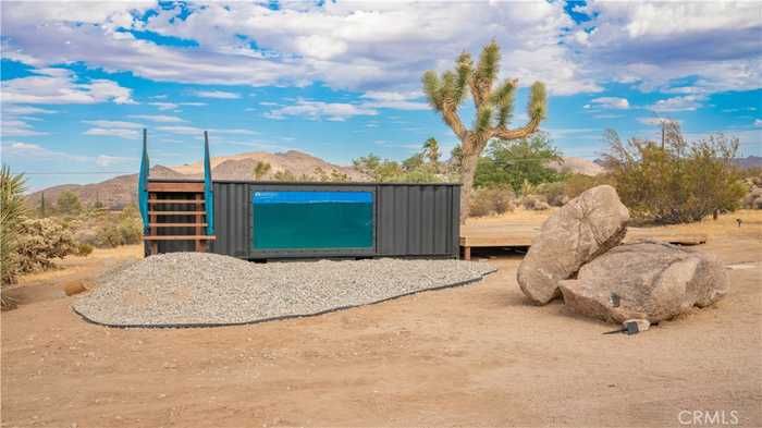 photo 2: 7119 Saddleback Road, Joshua Tree CA 92252