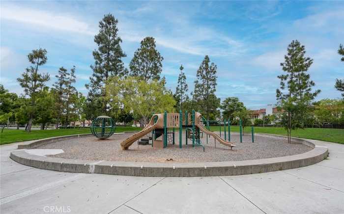 photo 33: 15 Bascom Street, Irvine CA 92612