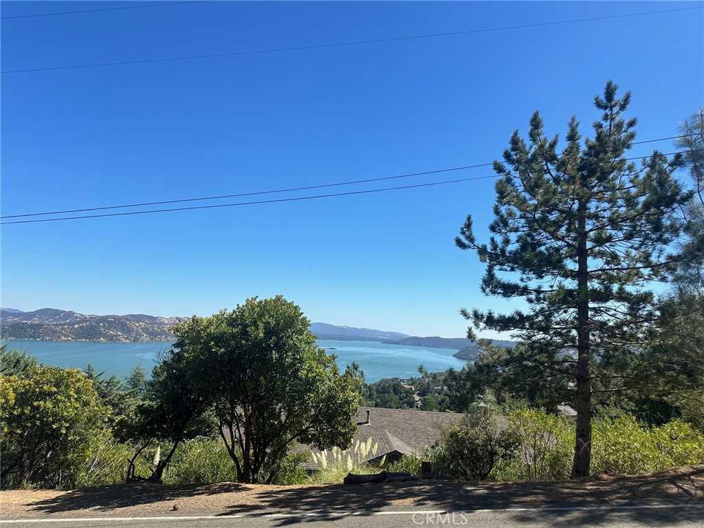 photo 2: 3329 Pine Terrace Drive, Kelseyville CA 95451