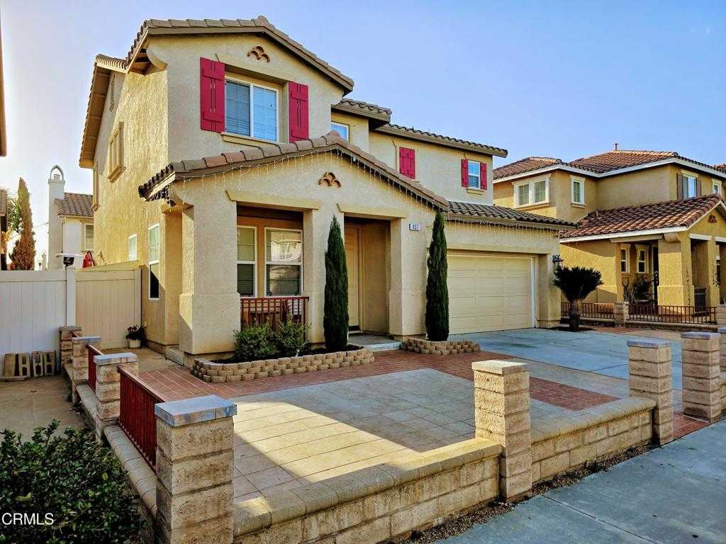 photo 1: 657 Ibiza Lane, Oxnard CA 93035