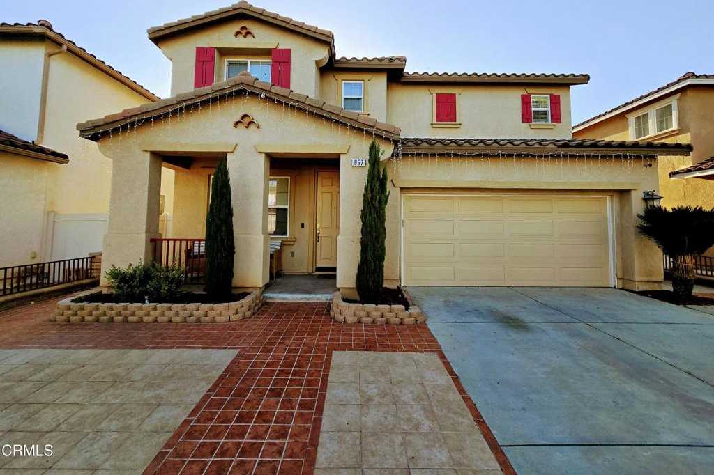 photo 3: 657 Ibiza Lane, Oxnard CA 93035