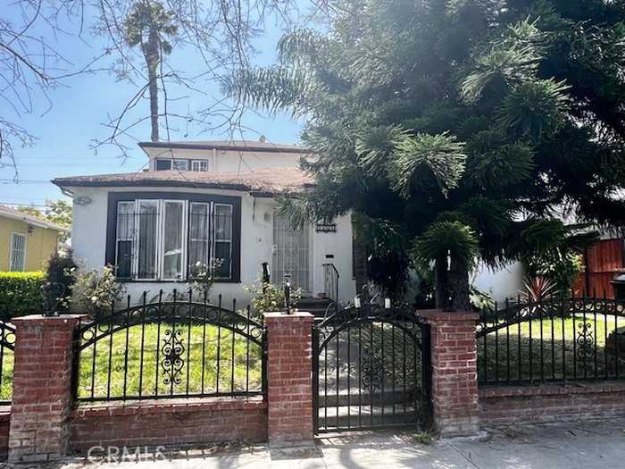 photo 1: 8656 Cadillac Avenue, Los Angeles CA 90034