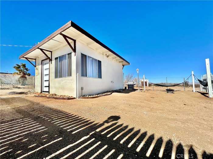 photo 1: 55778 Sunnyslope Drive, Landers CA 92285