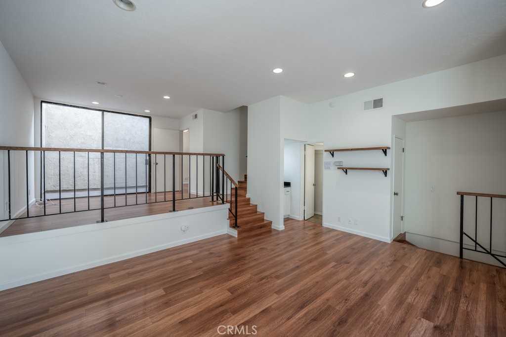 photo 3: 933 21st Street Unit 7, Santa Monica CA 90403