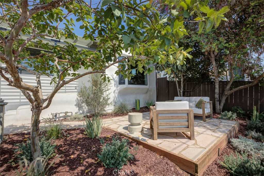 photo 3: 6045 Meridian, Highland Park CA 90042