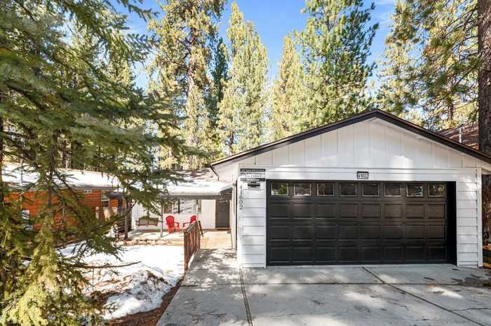 photo 1: 41602 McWhinney Ln, Big Bear CA 92315