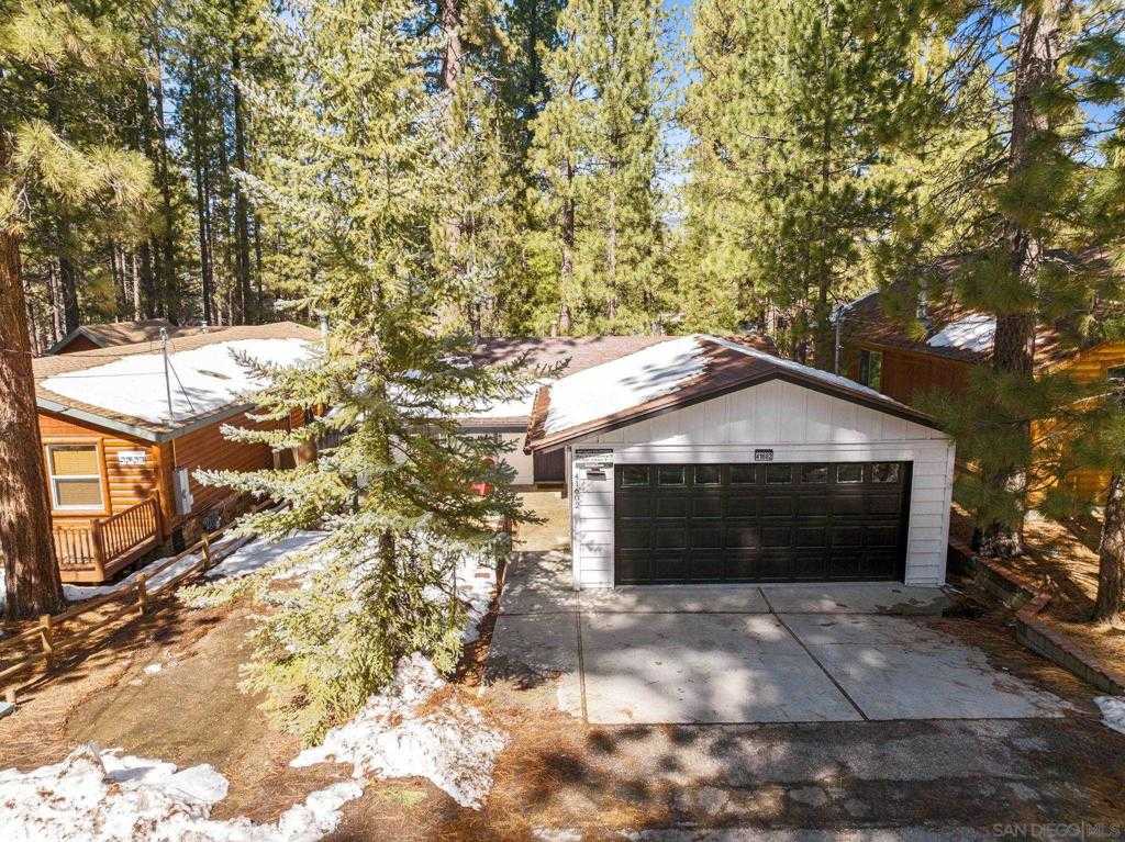 photo 2: 41602 McWhinney Ln, Big Bear CA 92315